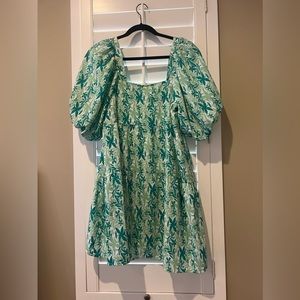 Floral puff sleeve mini dress